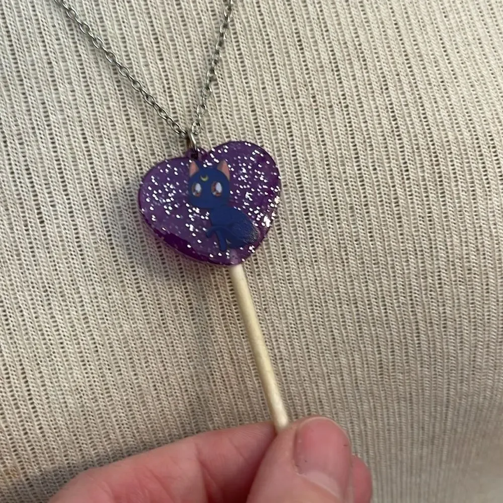 Sailor Moon Necklace Luna Hot Topic Cosplay Jewelry Glitter Purple Lollipop